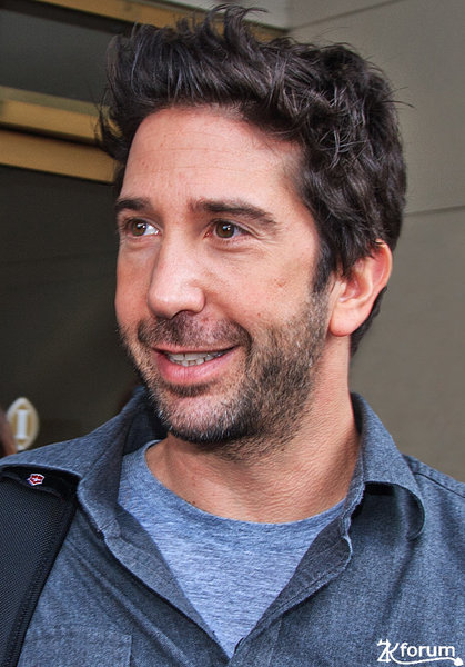 DavidSchwimmer10TIFF.thumb.jpg.2bdb67bb1b4abf5a47d23f59a2f1750e.jpg